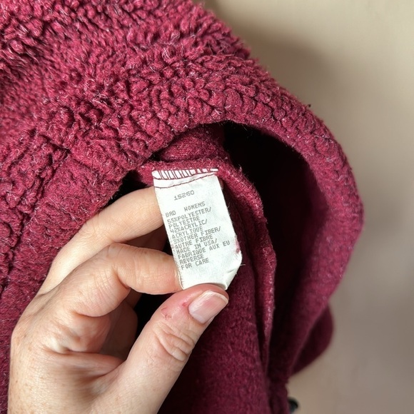 Woolrich Burgandy Pullover Size Small - Picture 4 of 5